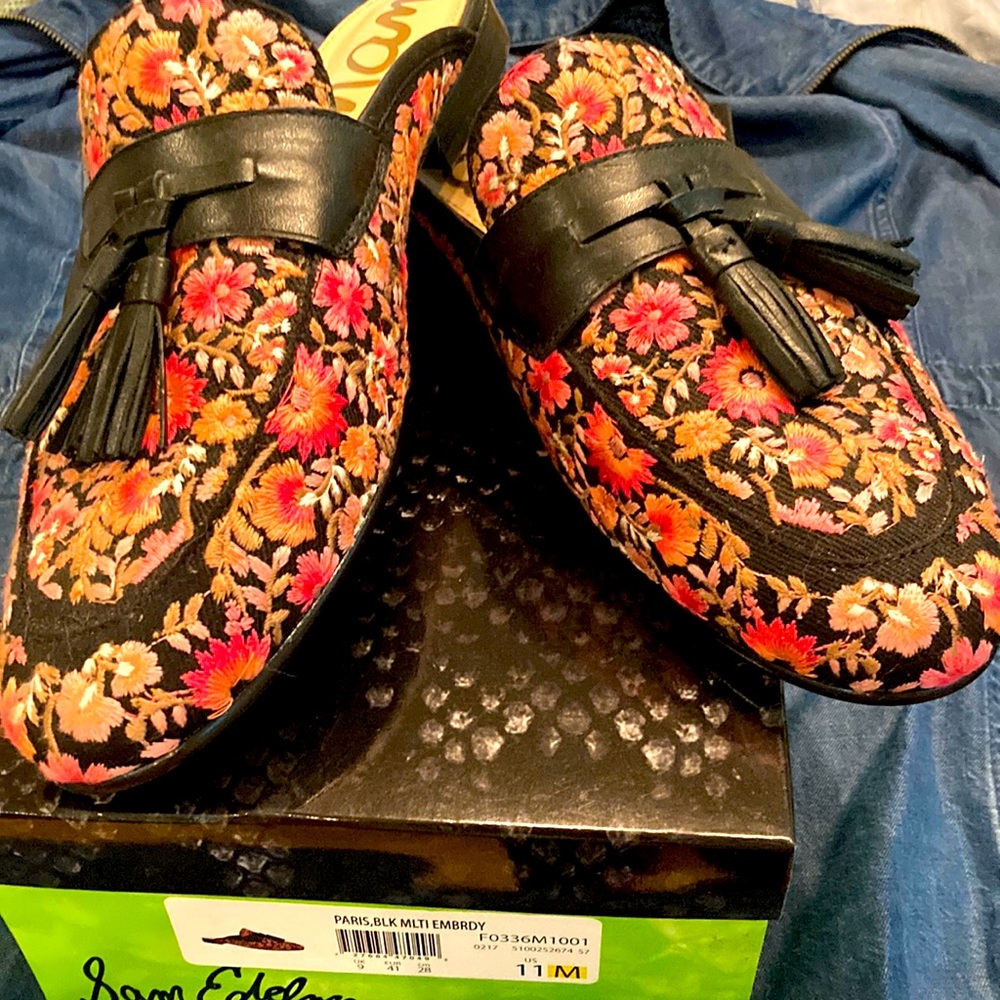 Sam Edelman, Paris  Black Multi Embroidery mules size 11 good condition